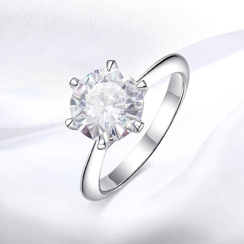 Moissanite Solitaire Ring 1-5 CT - Radiant Brilliance