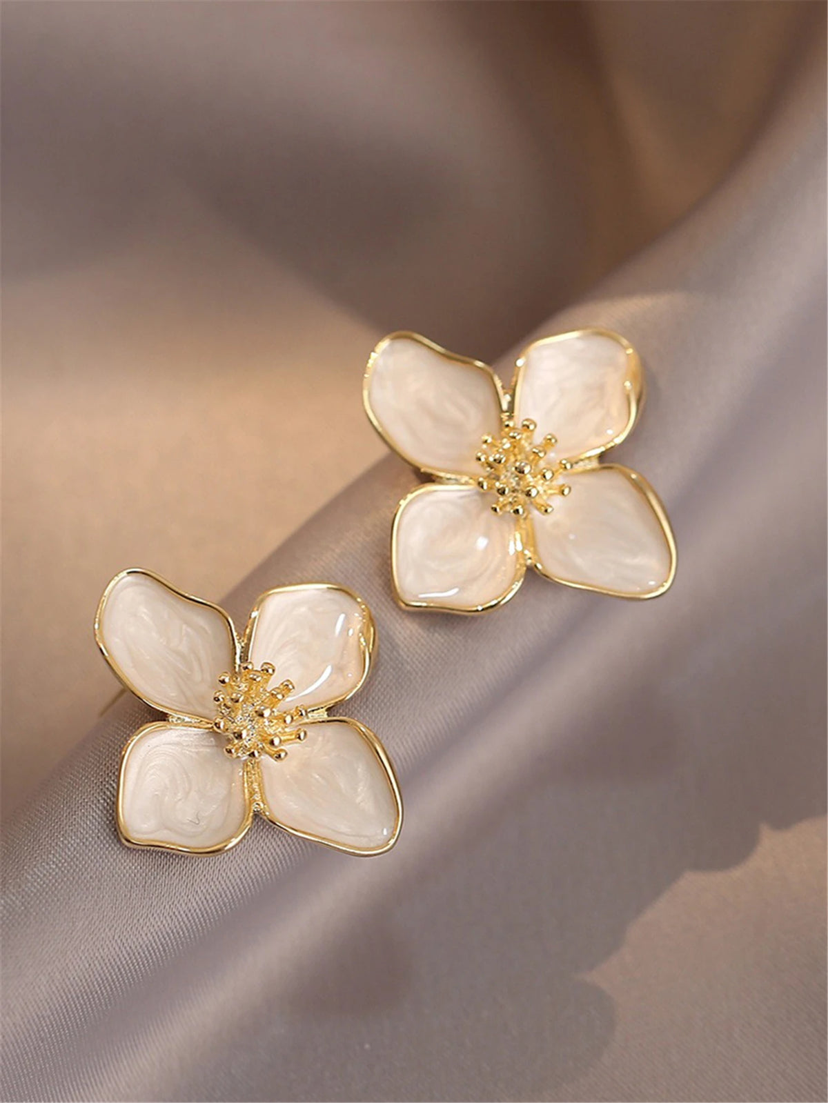 Dangle Enamel Hibiscus Flower Earrings - Korean Romantic French Vintage Fashion